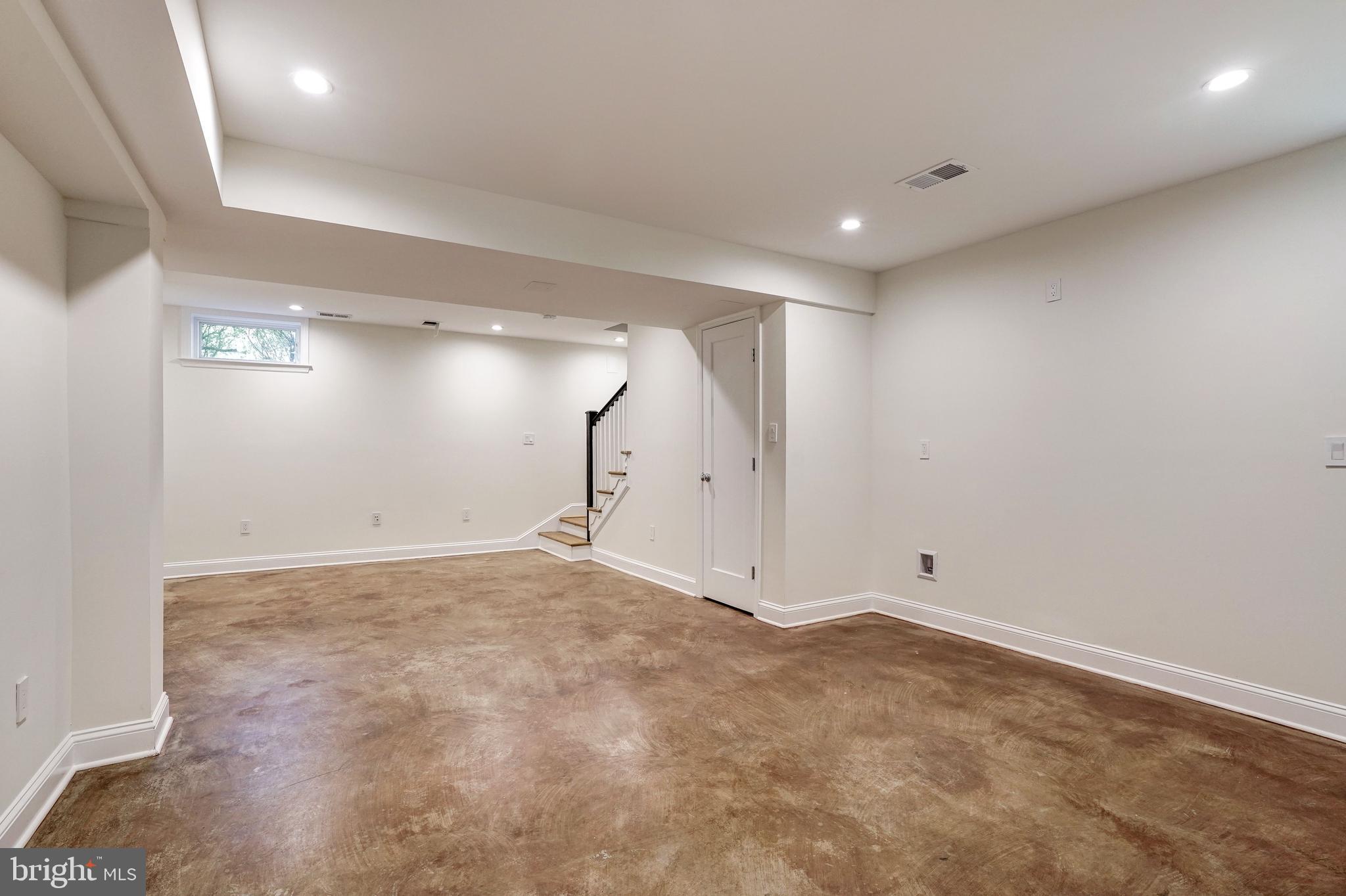 4858 ALBEMARLE STREET NW