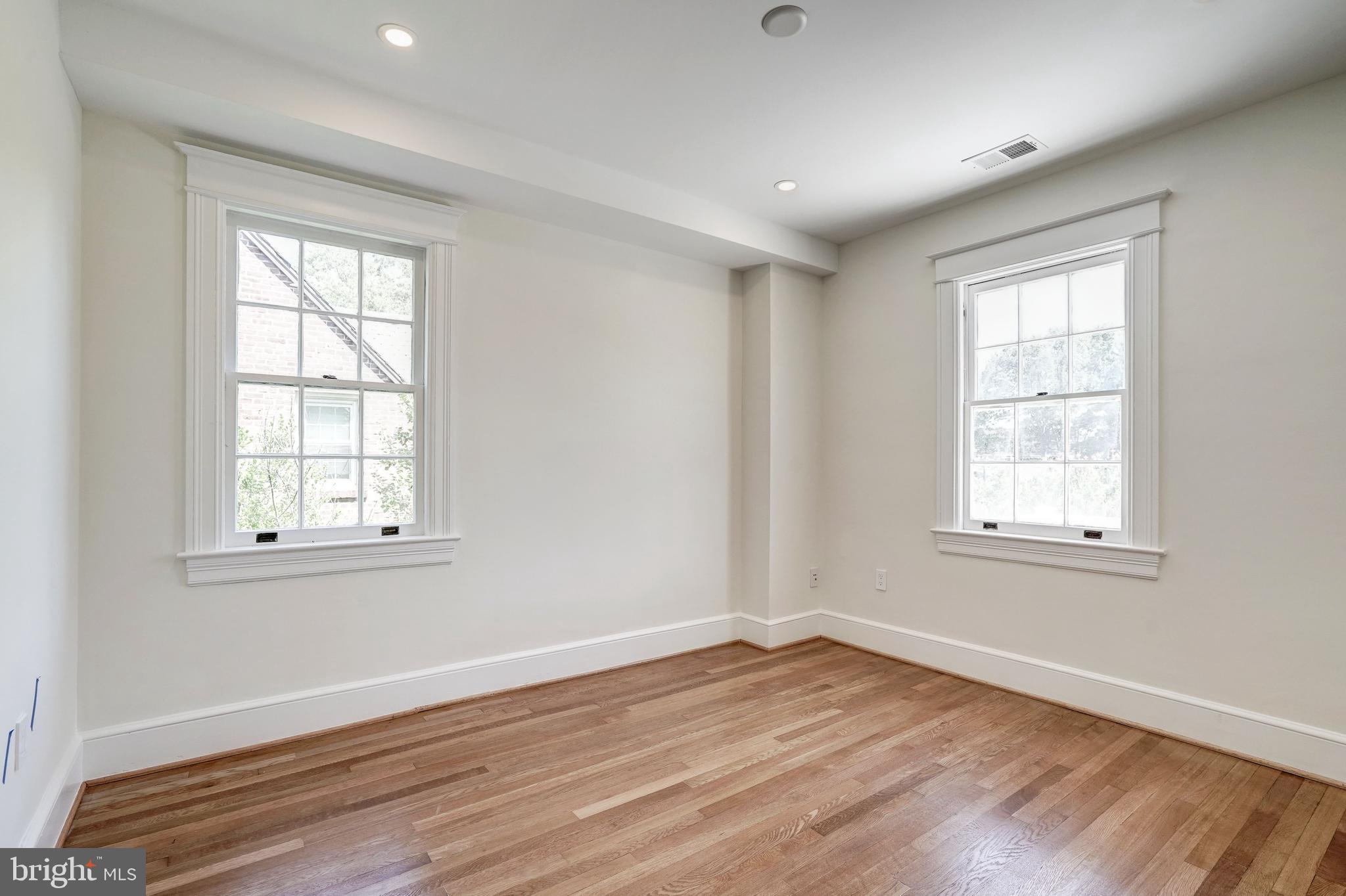 4858 ALBEMARLE STREET NW