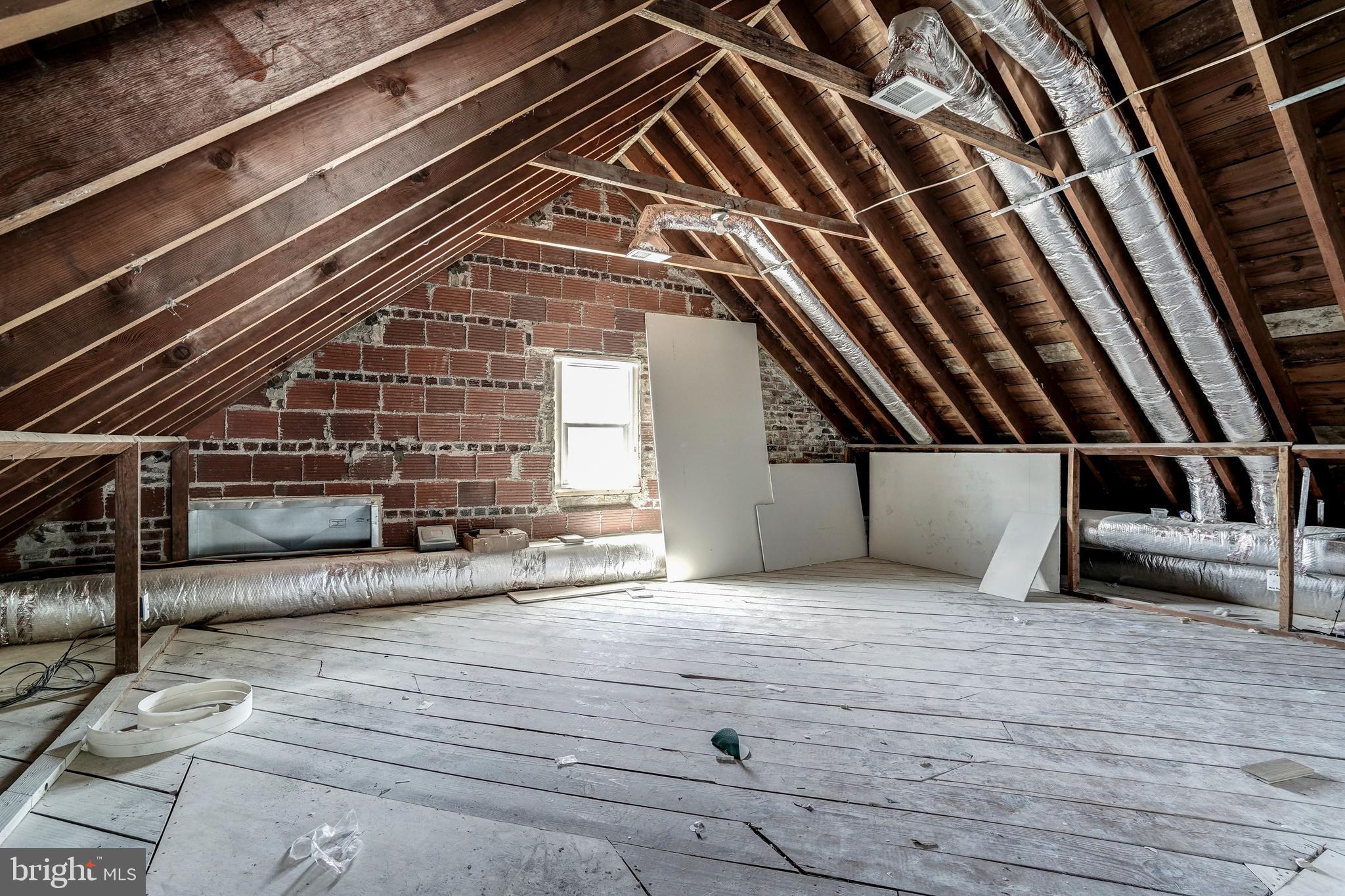 4858 ALBEMARLE STREET NW