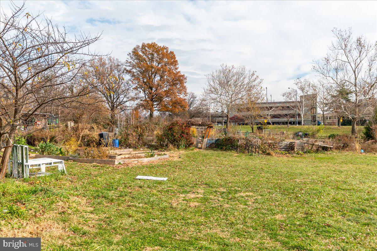 430 IRVING STREET NW 207