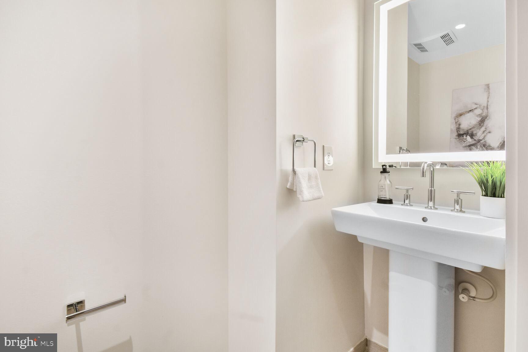 1745 N STREET NW 313