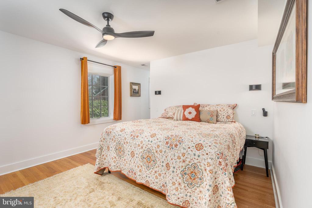 5011 CHEVY CHASE PARKWAY NW