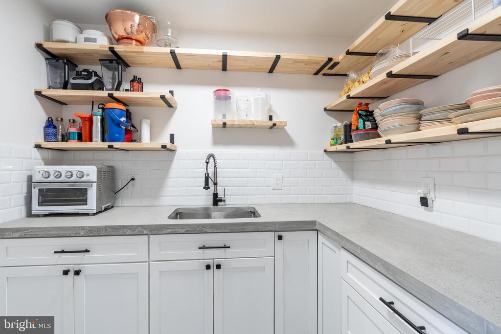 5011 CHEVY CHASE PARKWAY NW