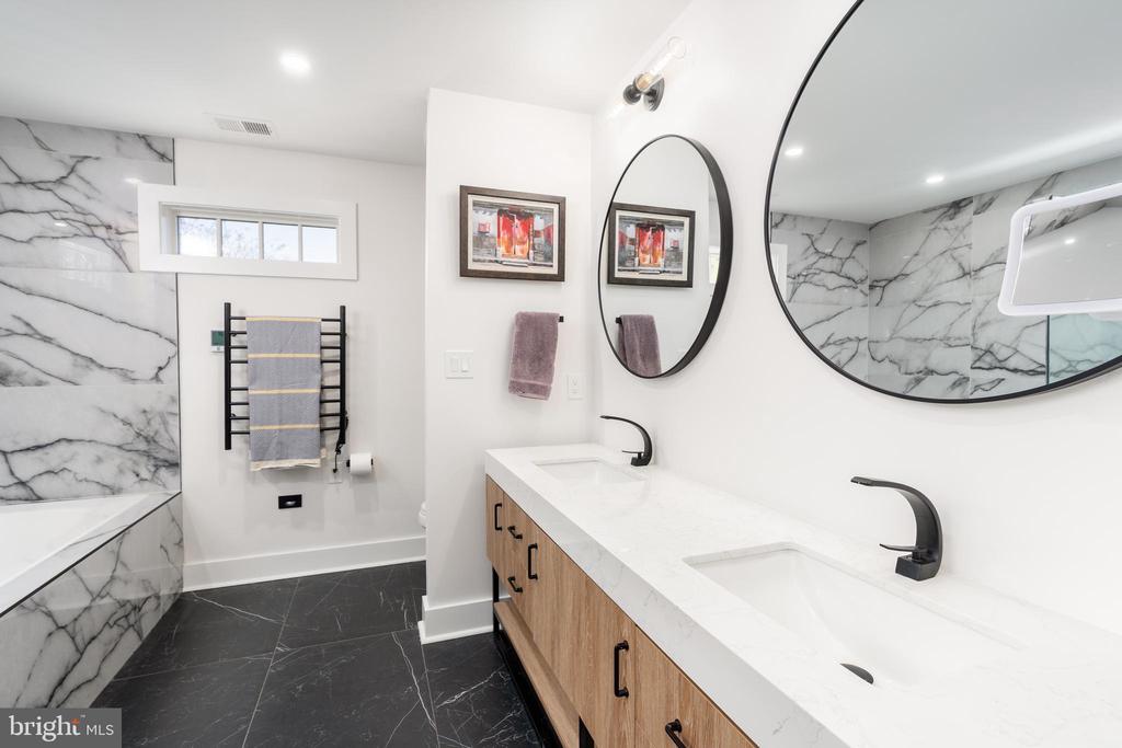 5011 CHEVY CHASE PARKWAY NW