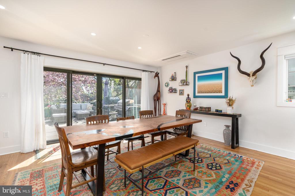 5011 CHEVY CHASE PARKWAY NW
