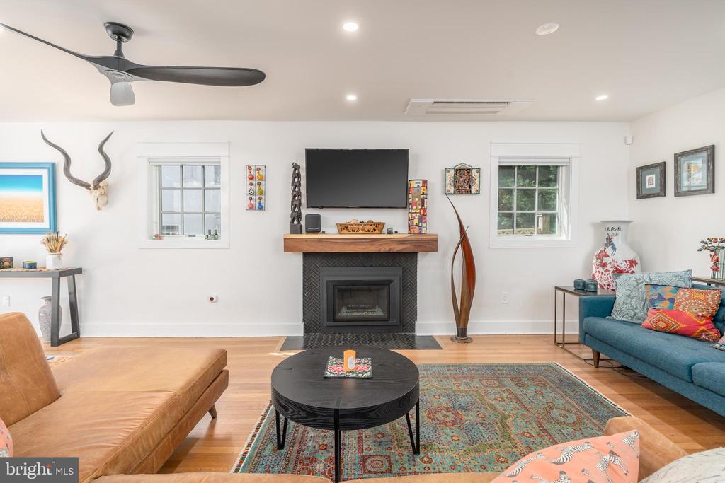 5011 CHEVY CHASE PARKWAY NW