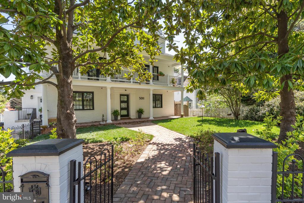 5011 CHEVY CHASE PARKWAY NW