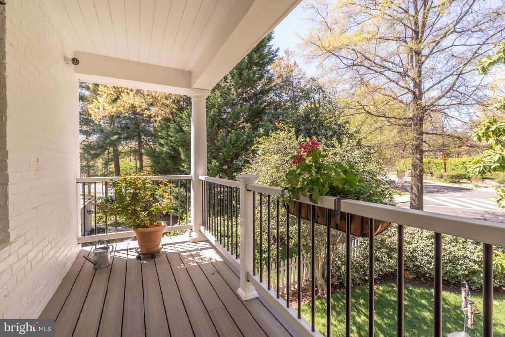 5011 CHEVY CHASE PARKWAY NW