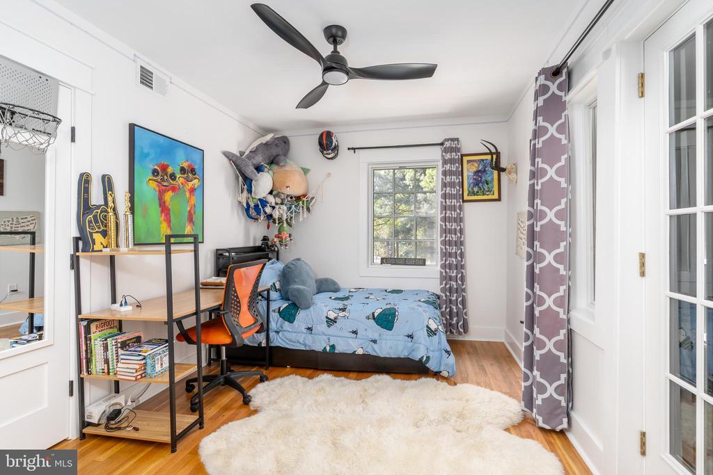 5011 CHEVY CHASE PARKWAY NW