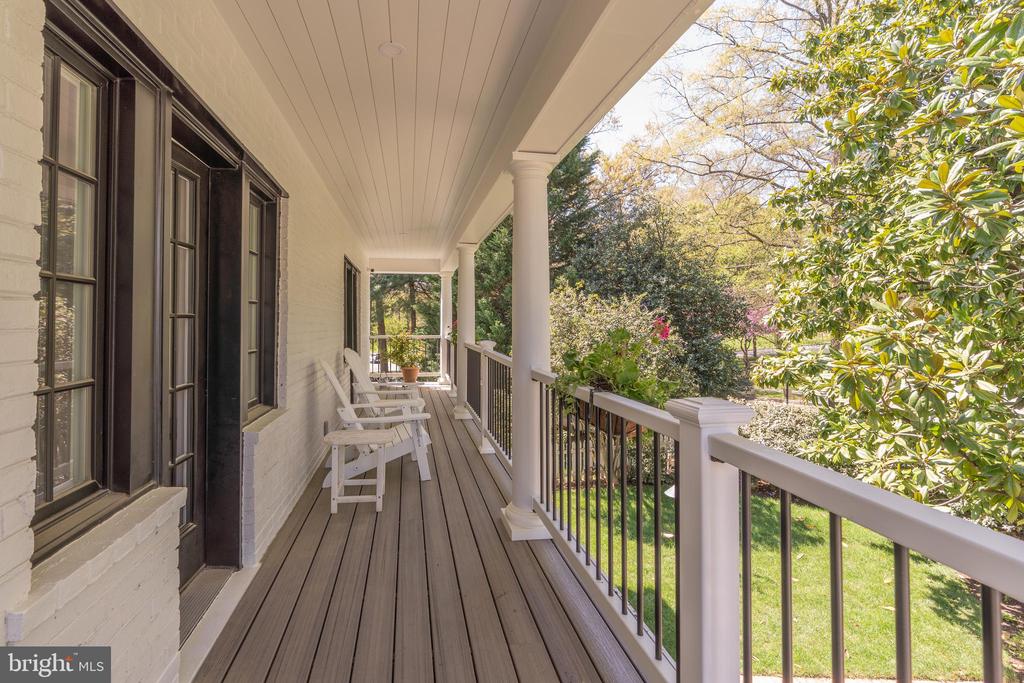 5011 CHEVY CHASE PARKWAY NW