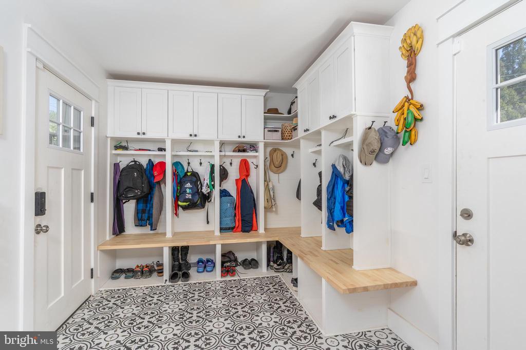 5011 CHEVY CHASE PARKWAY NW