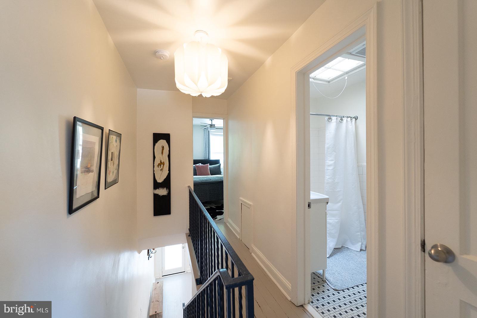 1062 | 1064 THOMAS JEFFERSON STREET NW