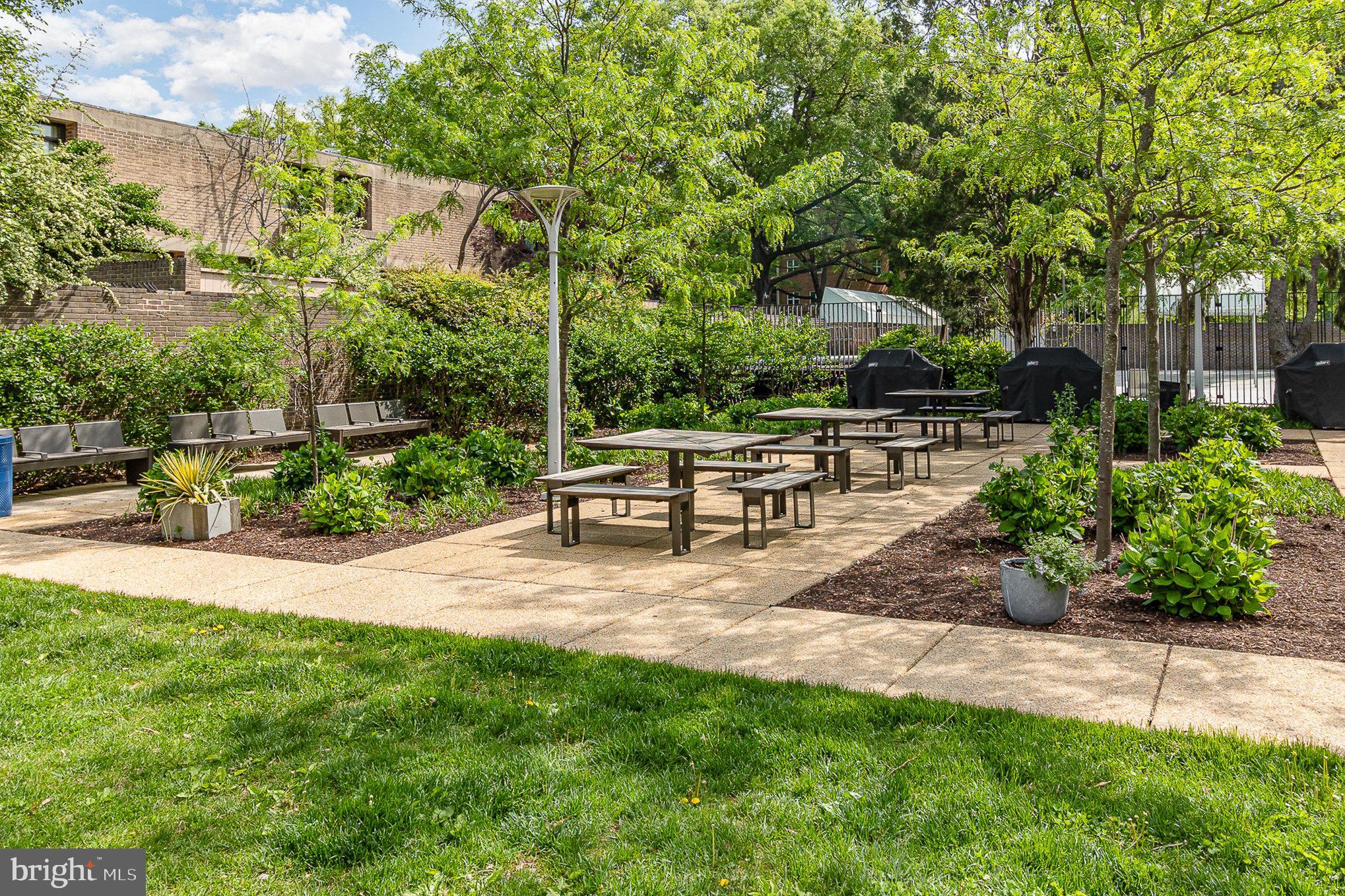 1338 4TH ST SW T1338