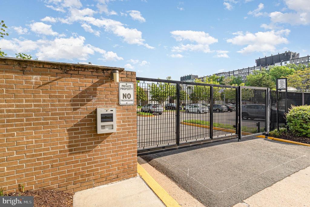 1338 4TH ST SW T1338