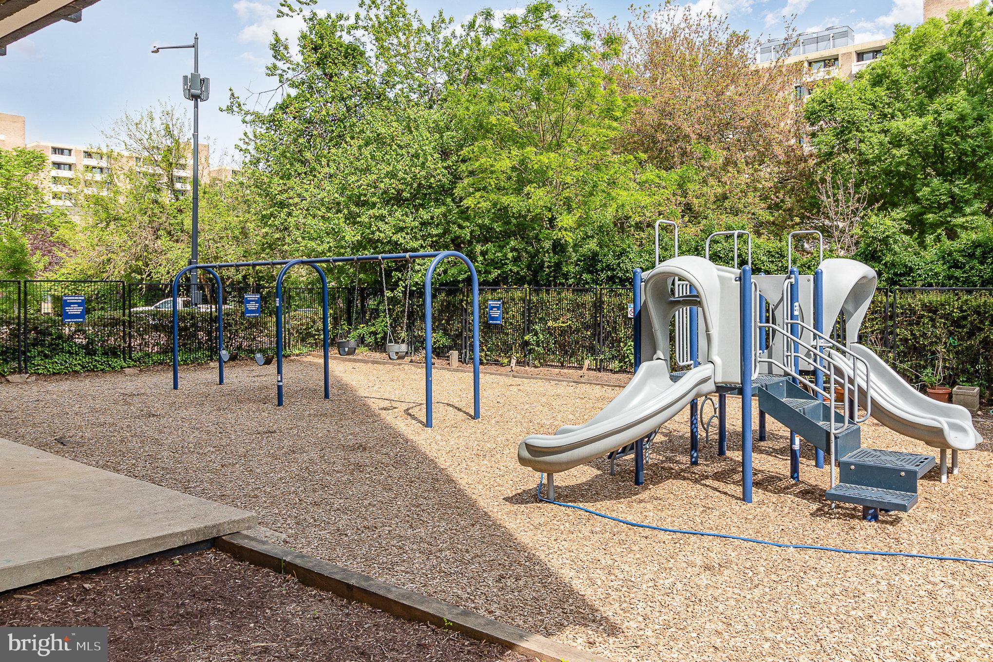 1338 4TH ST SW T1338