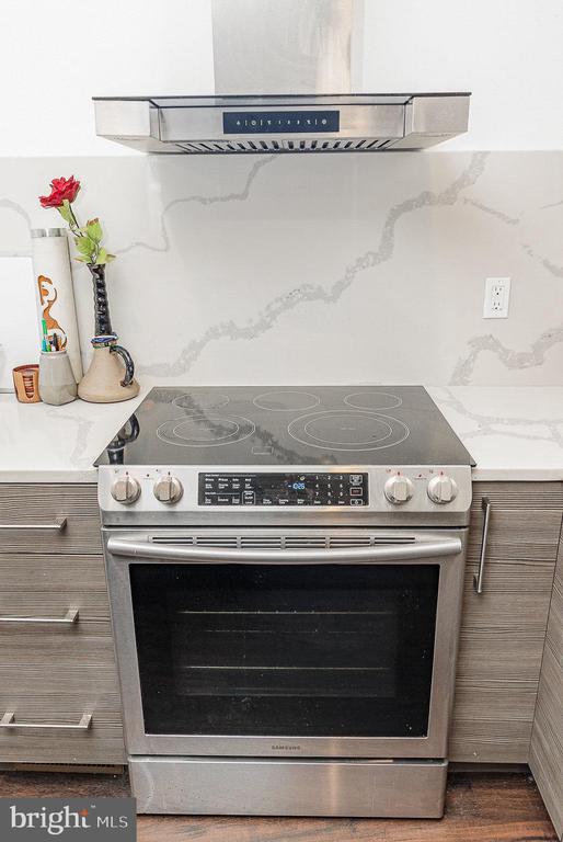 1338 4TH ST SW T1338