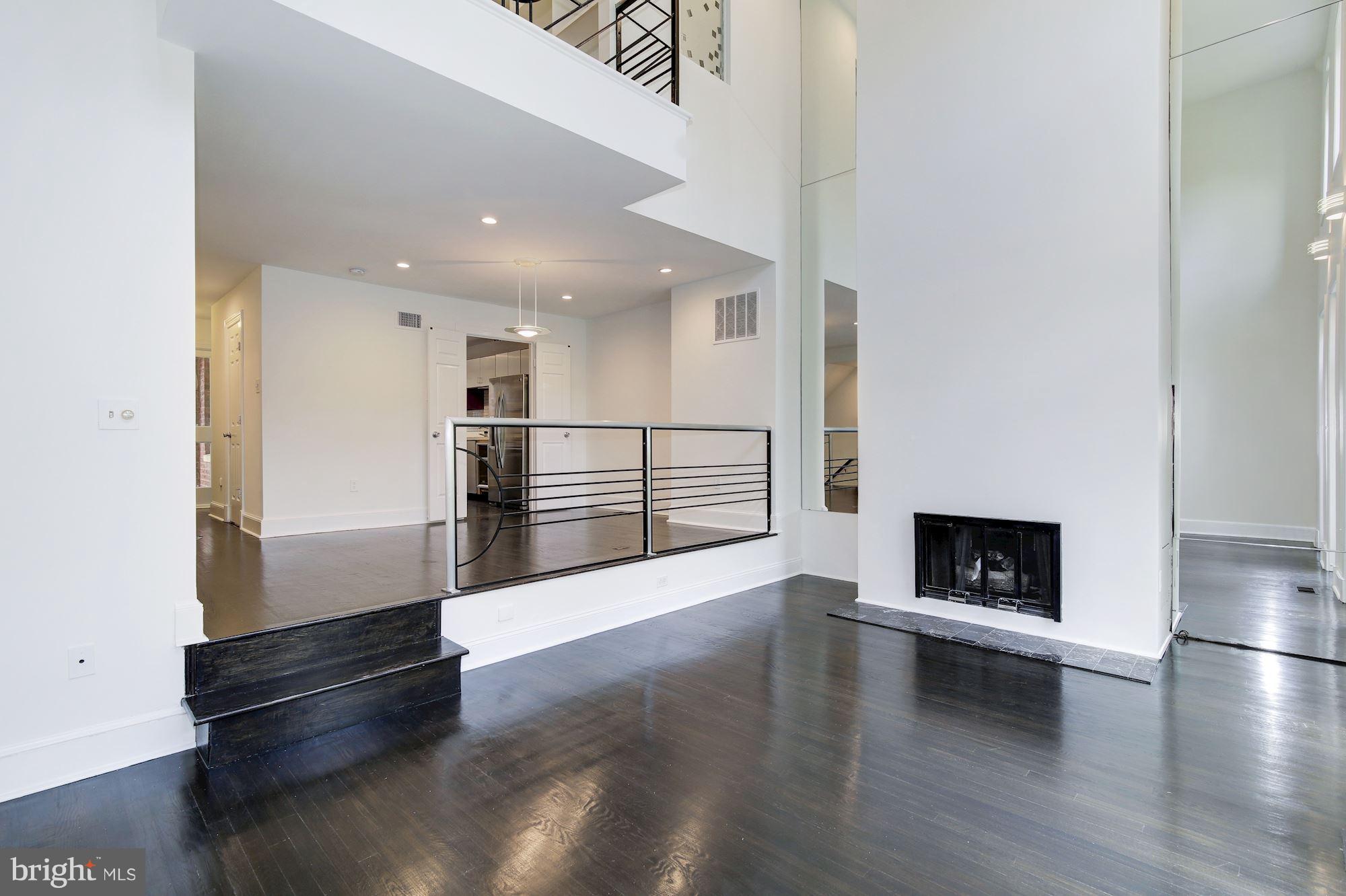 3917 GEORGETOWN COURT NW