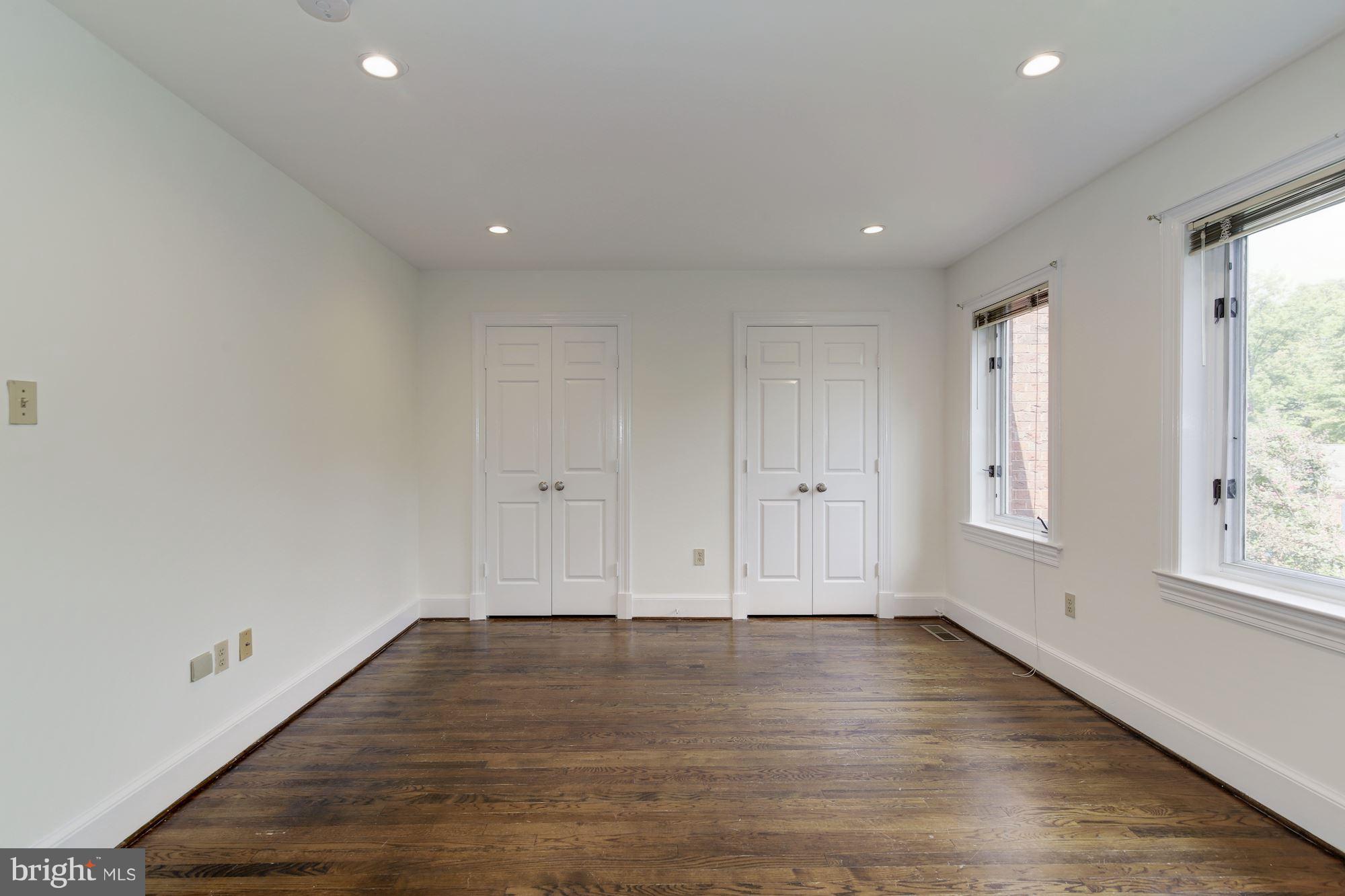 3917 GEORGETOWN COURT NW