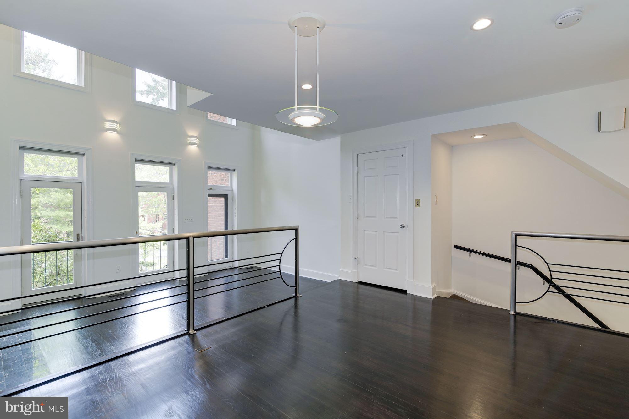 3917 GEORGETOWN COURT NW