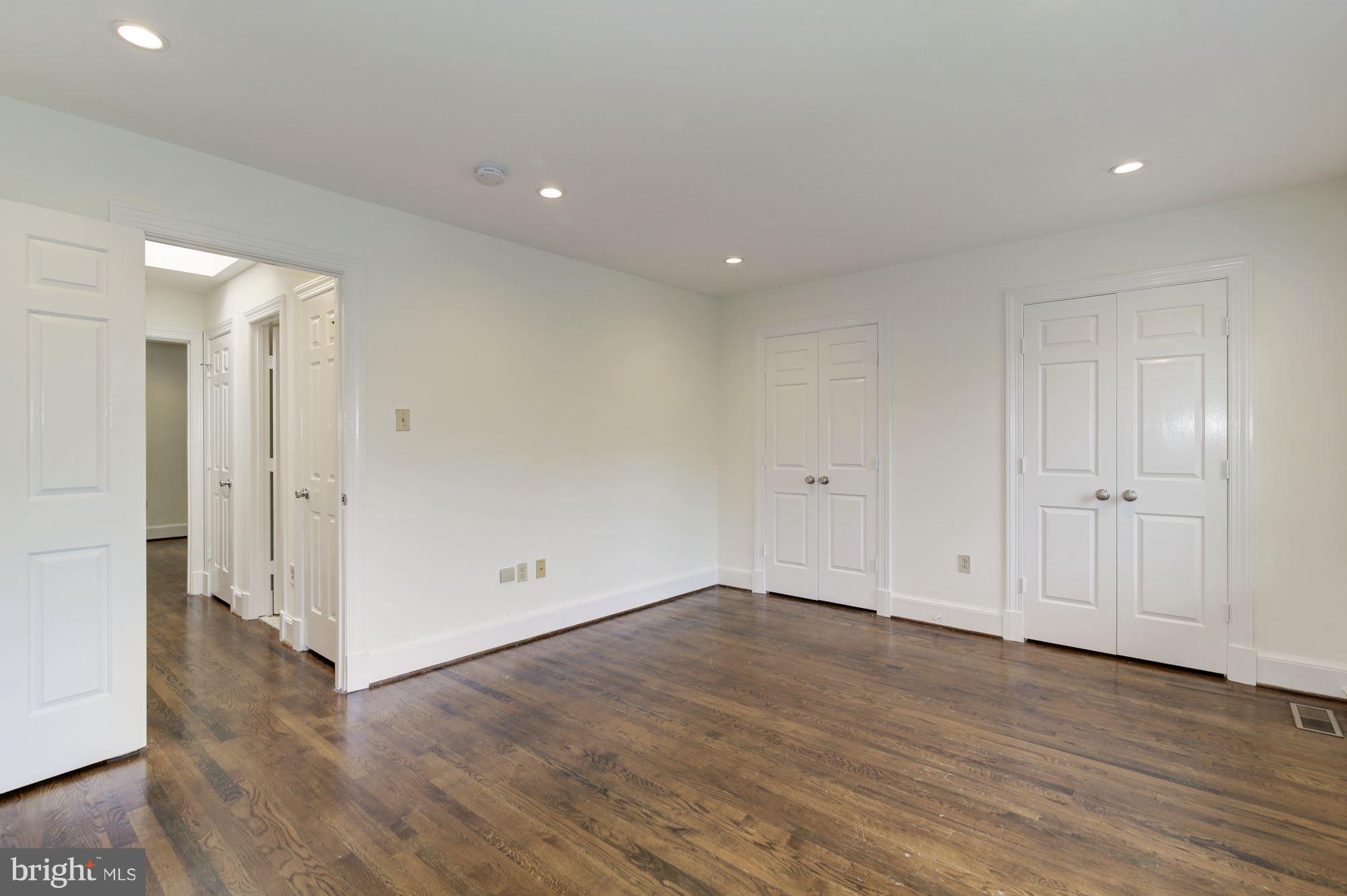 3917 GEORGETOWN COURT NW