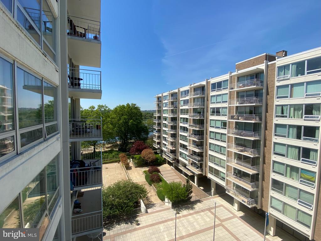 1435 4TH STREET SW B602