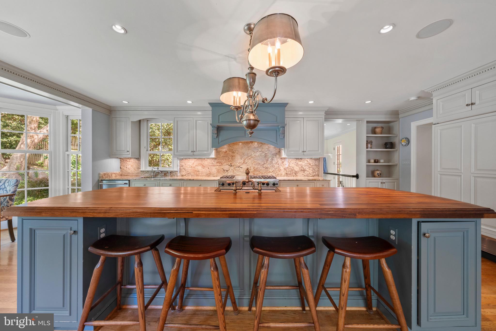 5181 WATSON STREET NW