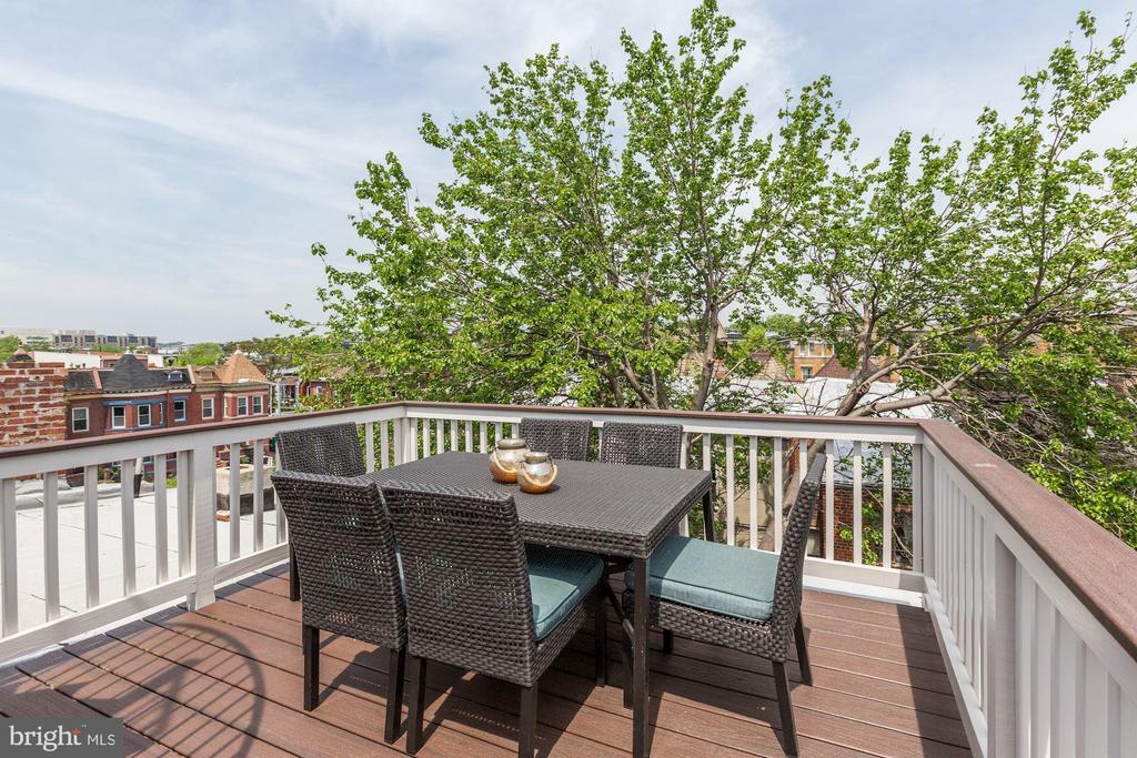 225 R STREET NW