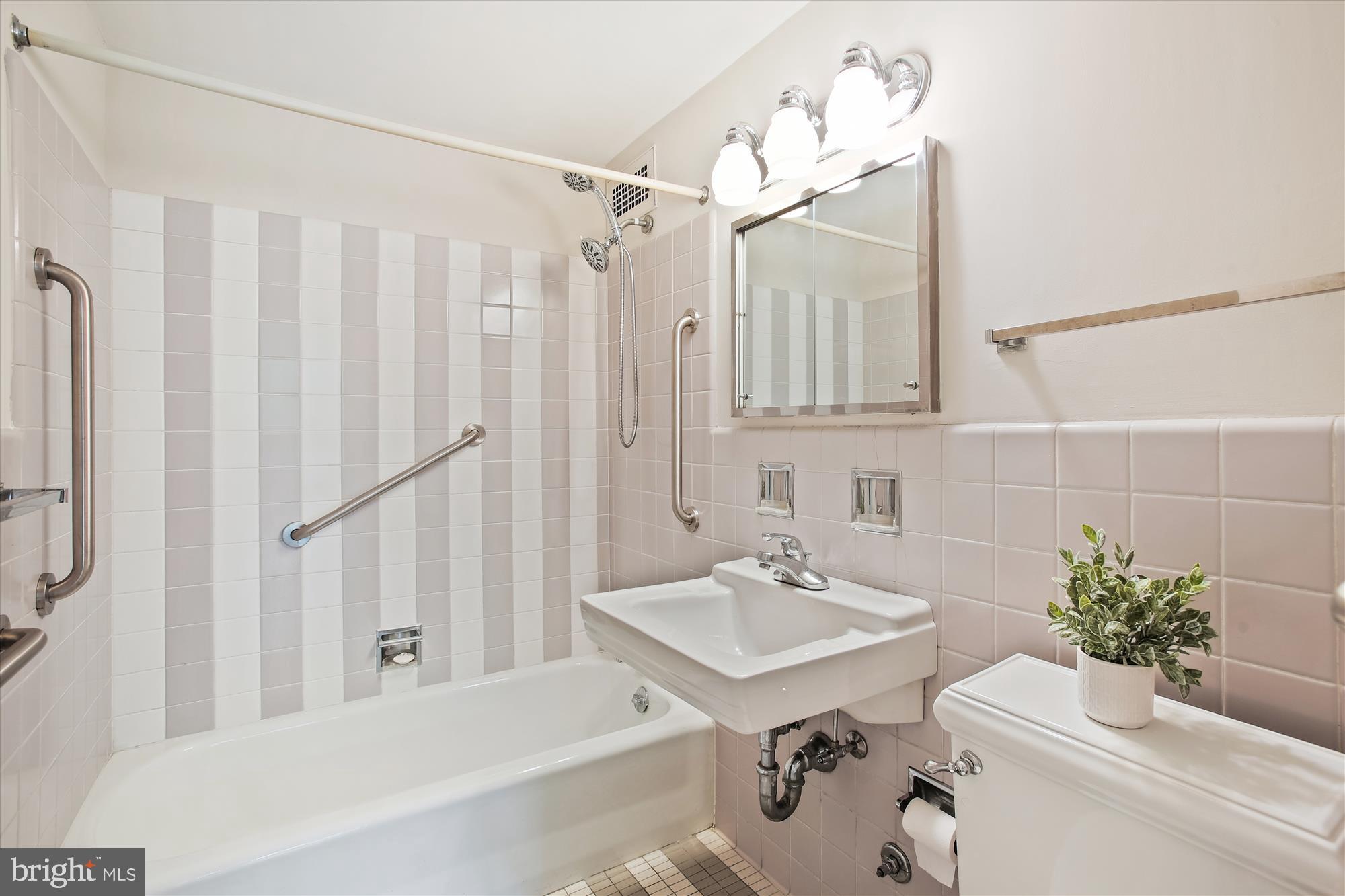 2475 VIRGINIA AVENUE NW 321