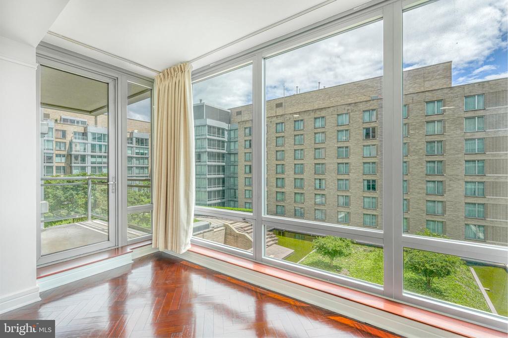 1111 23RD STREET NW 8E