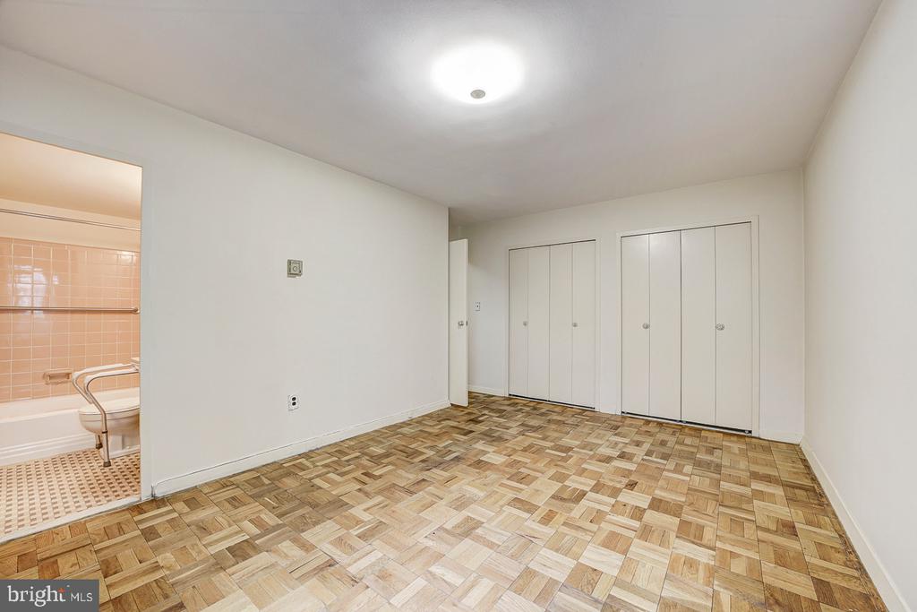 4600 CONNECTICUT AVENUE NW 306