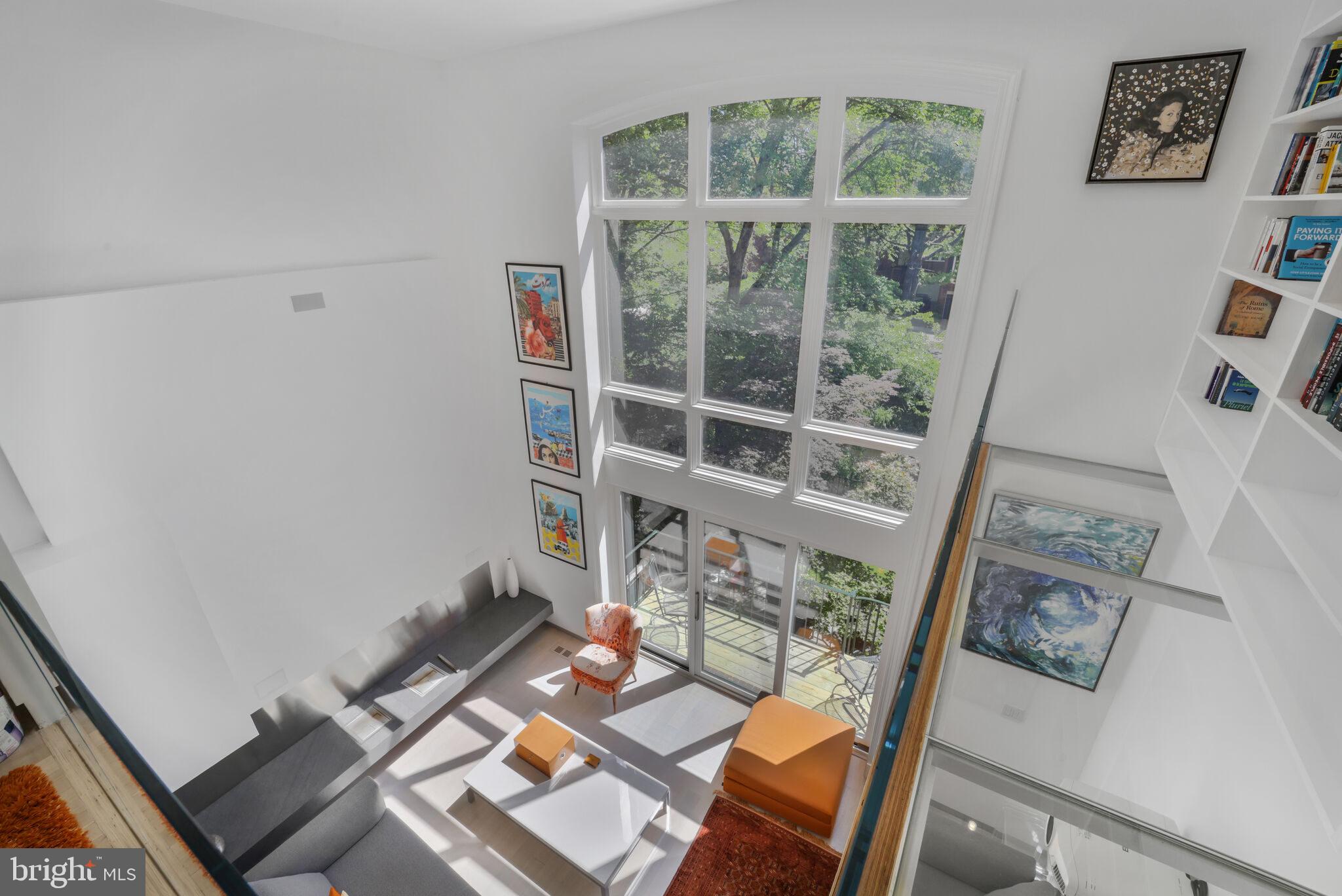 3927 GEORGETOWN COURT NW