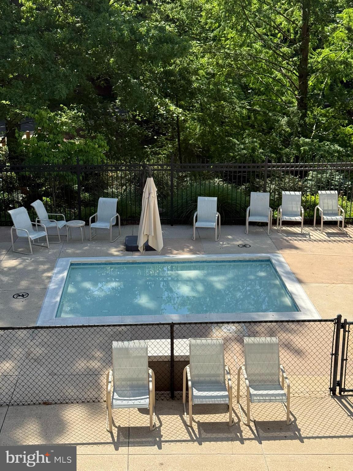 3927 GEORGETOWN COURT NW