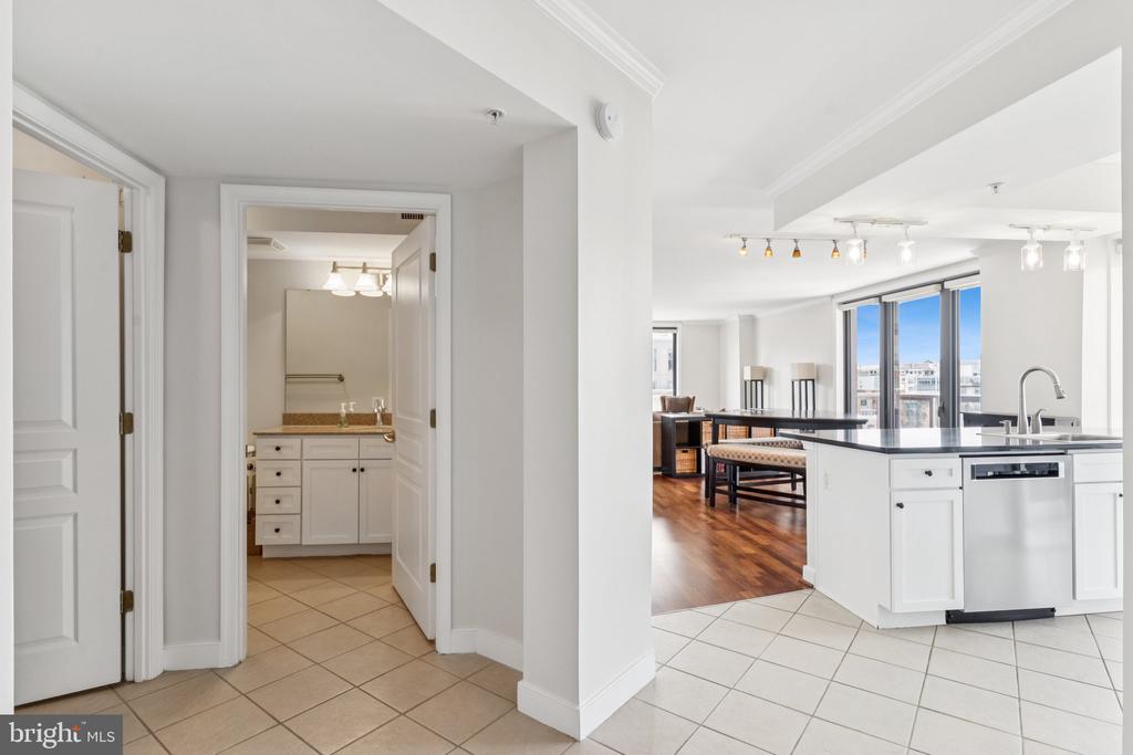 616 E STREET NW 1114