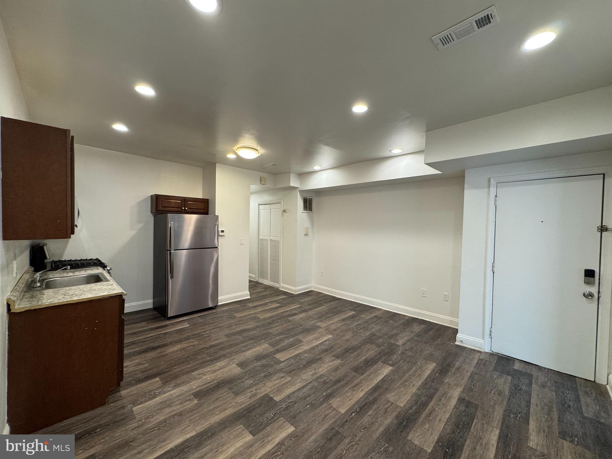 1652 WEST VIRGINIA AVENUE NE 2