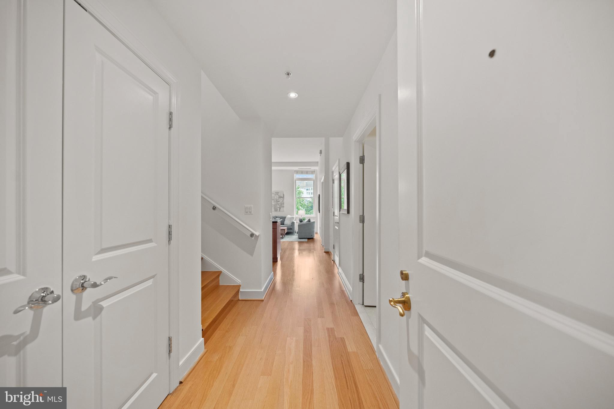 2425 L STREET NW 328