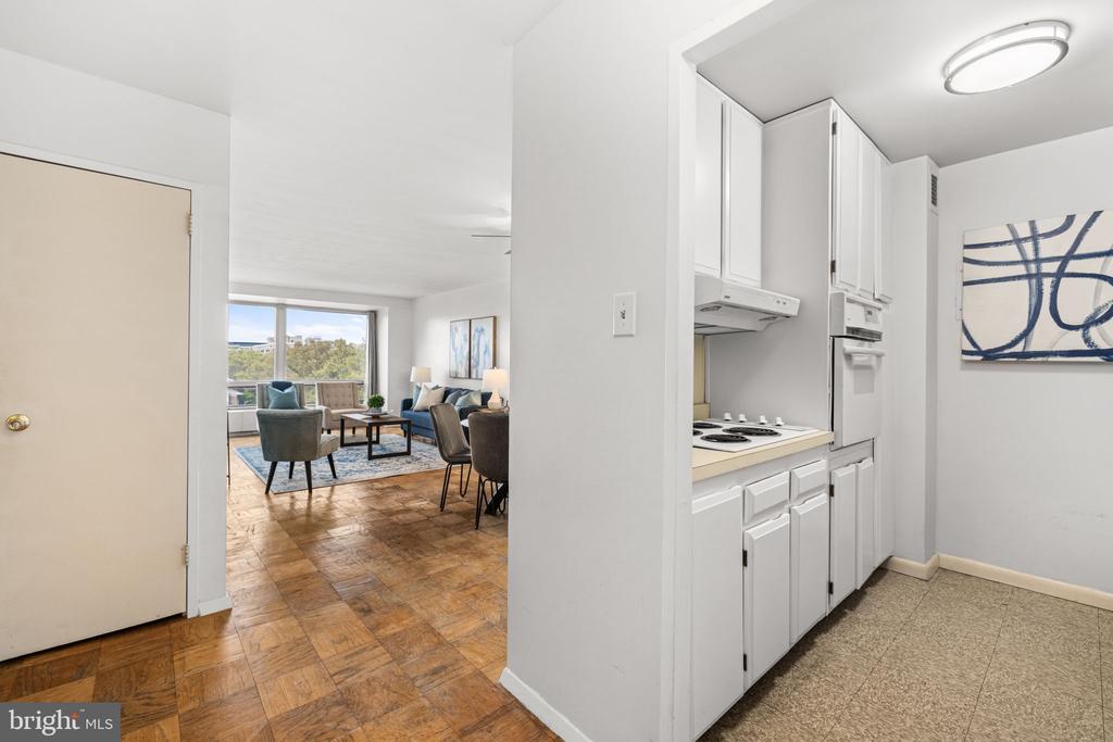 1435 4TH STREET SW B513