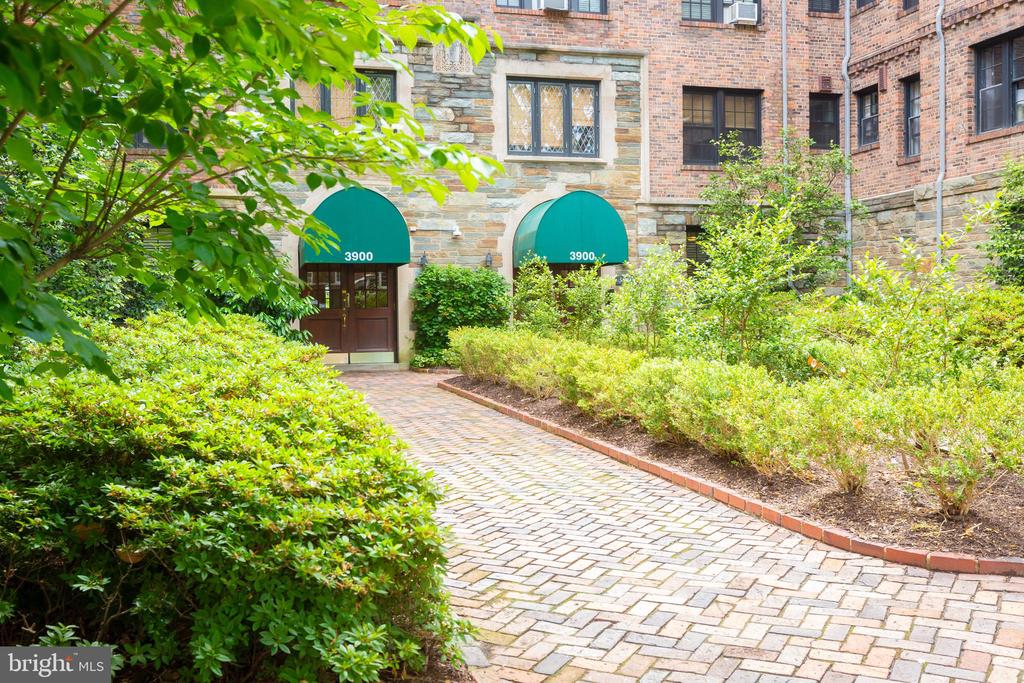 3900 CONNECTICUT AVENUE NW 306-F
