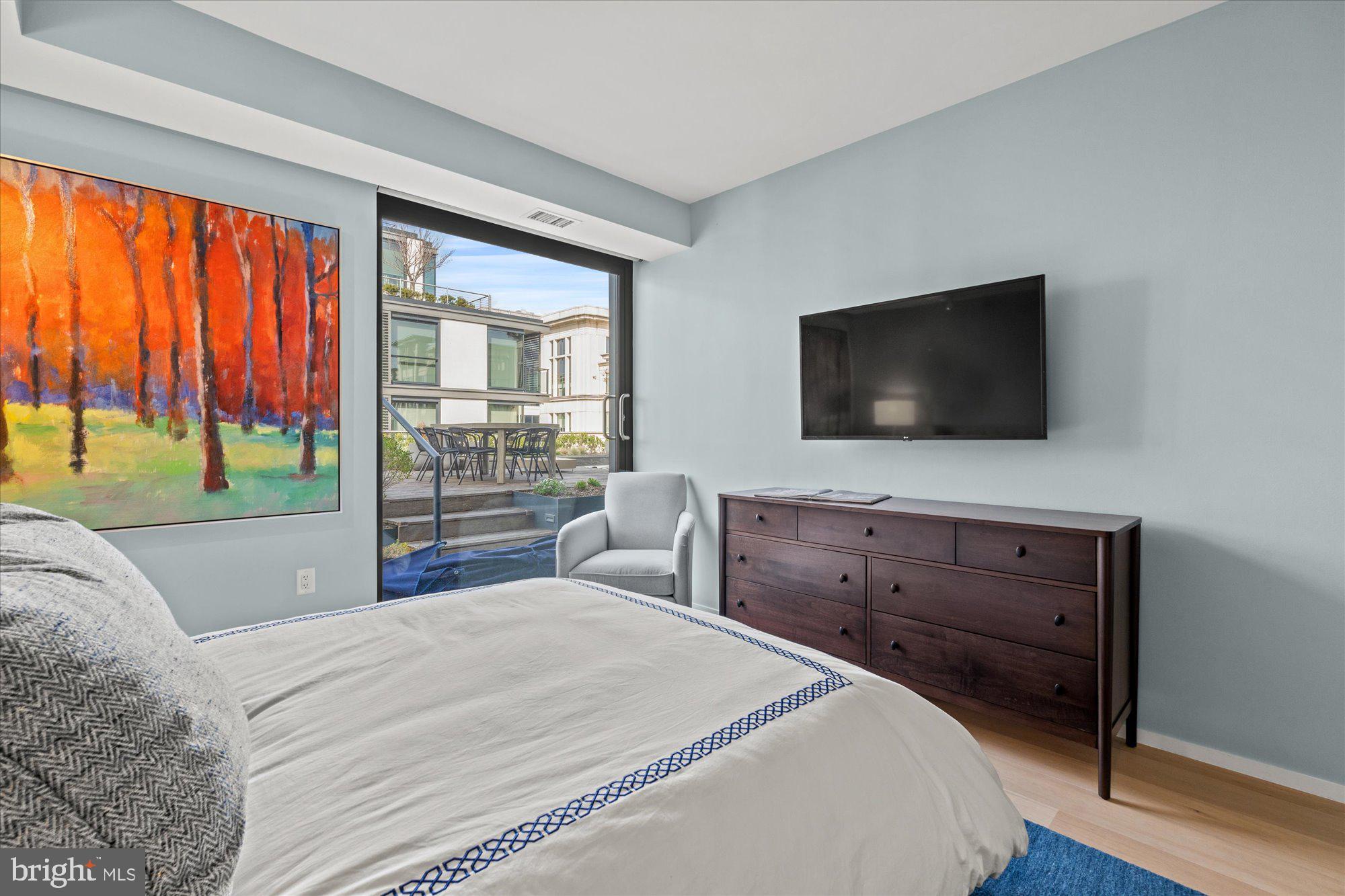 925 H STREET NW 810