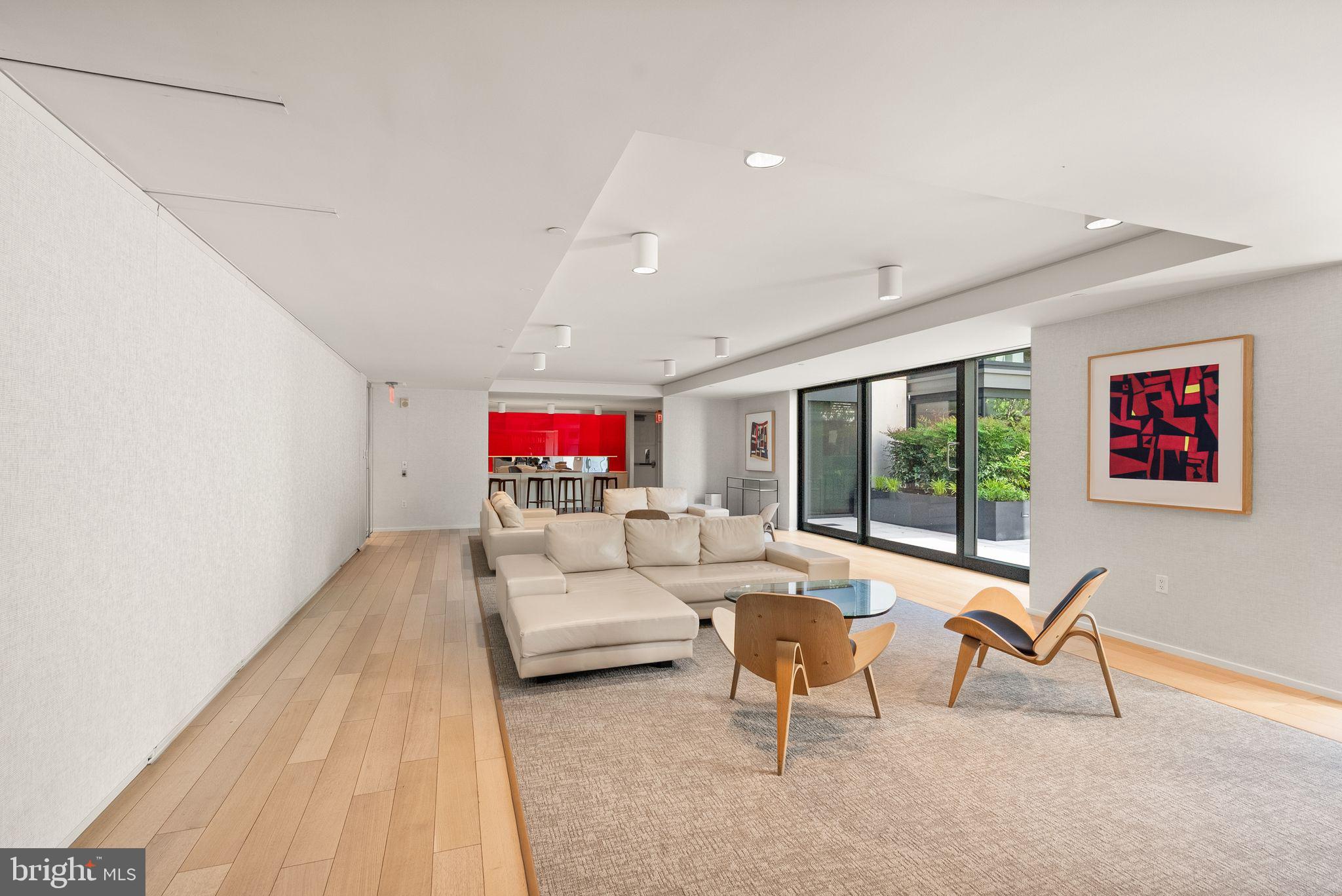925 H STREET NW 810