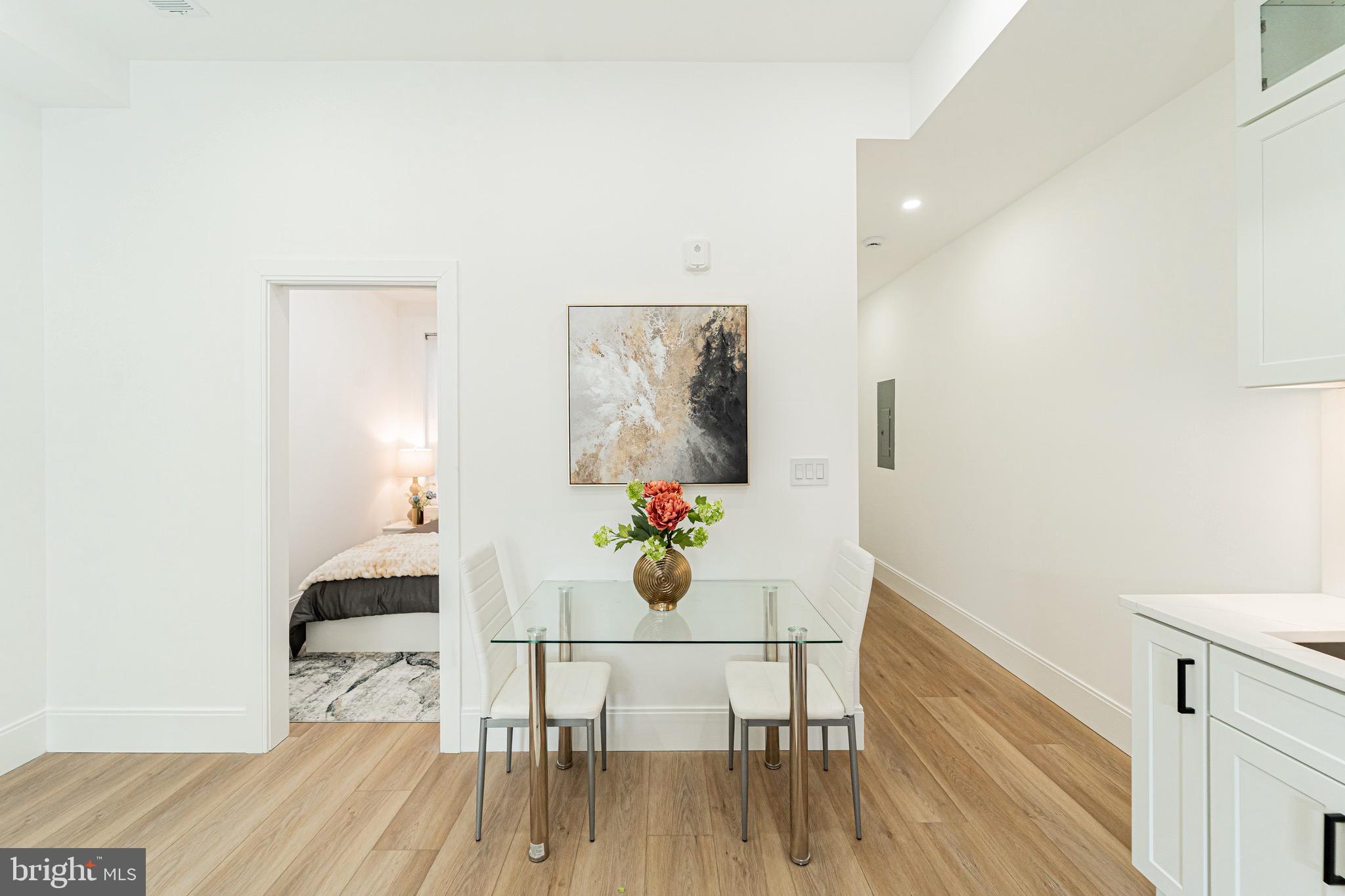 2517 ONTARIO ROAD NW 6