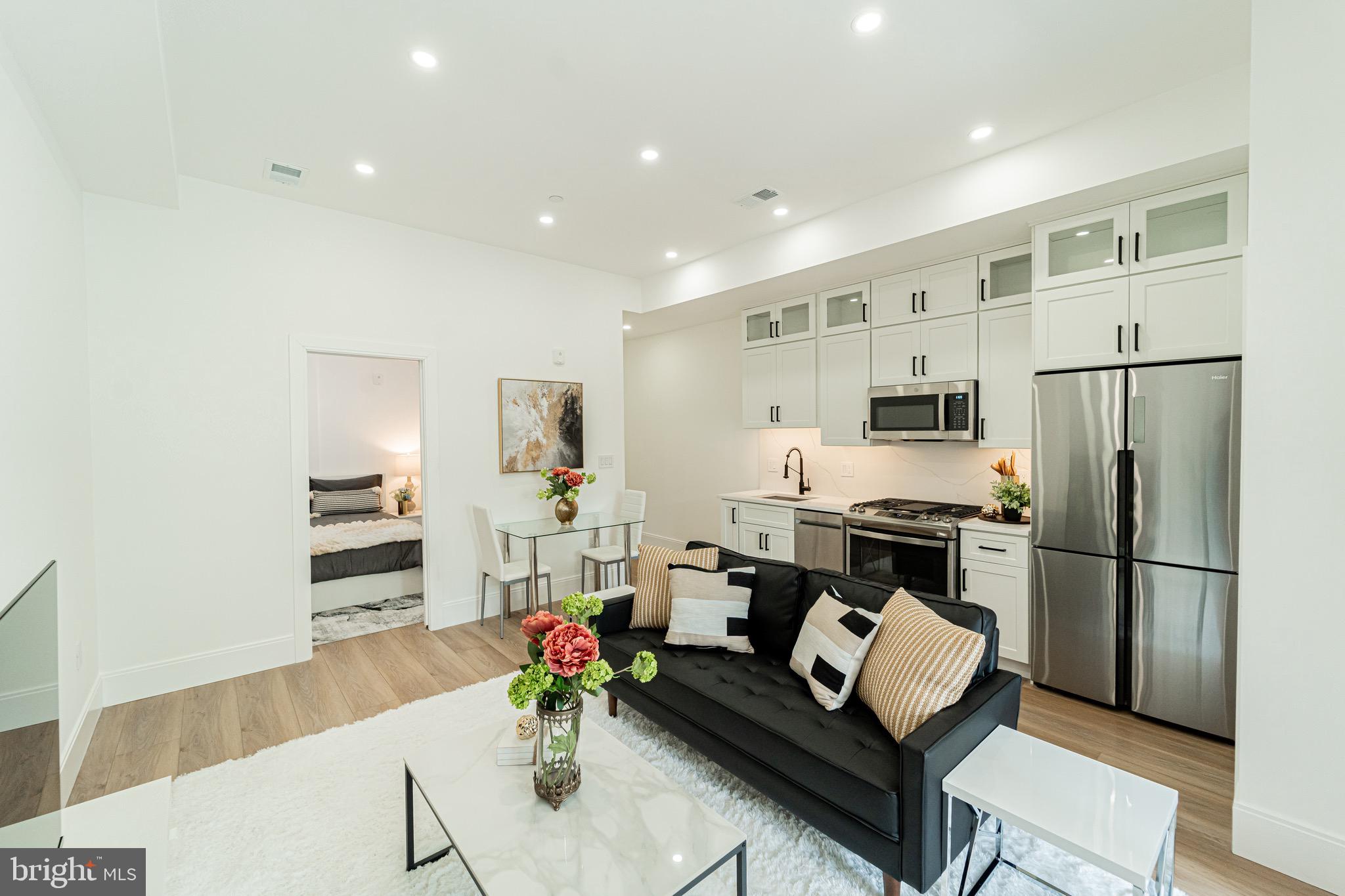 2517 ONTARIO ROAD NW 6