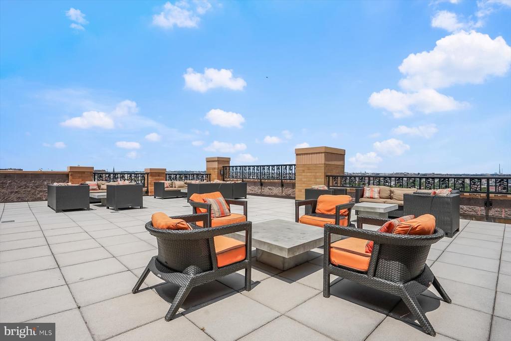 910 M STREET NW 116
