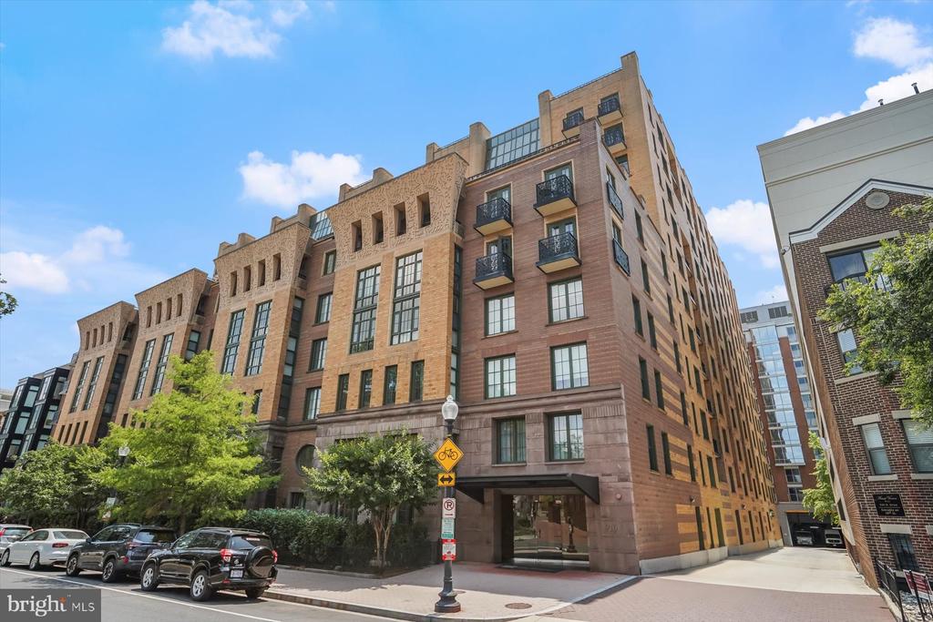 910 M STREET NW 116