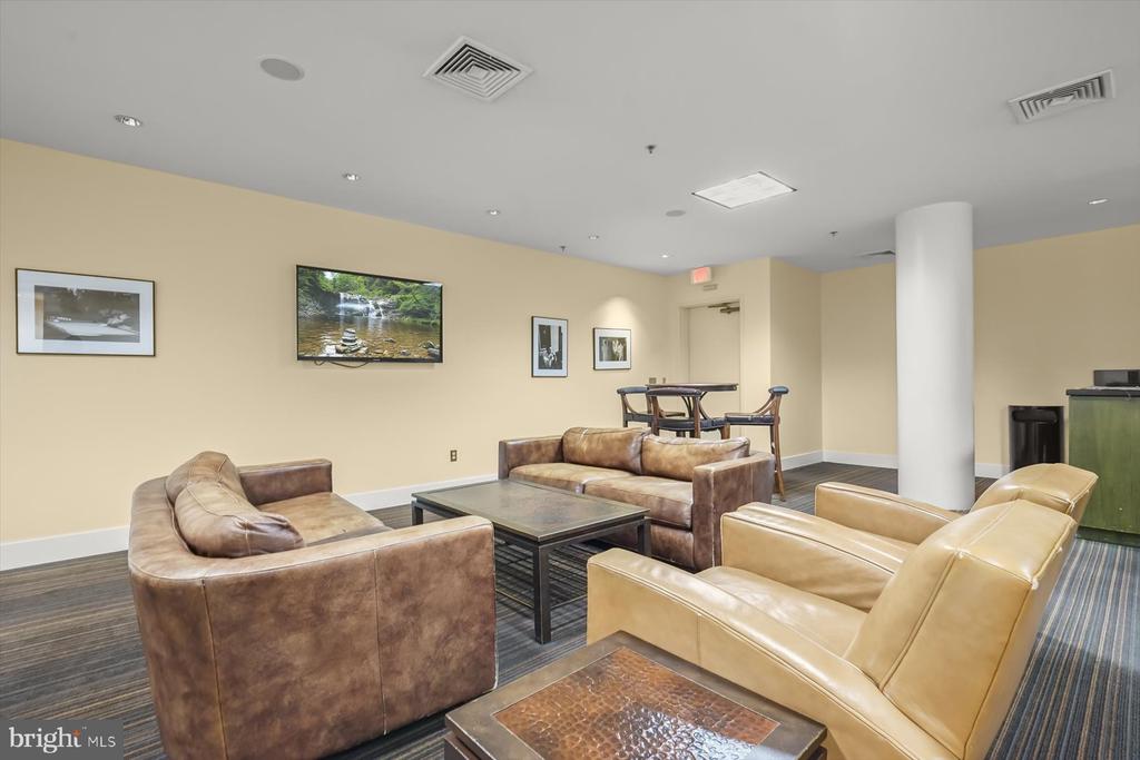 910 M STREET NW 116