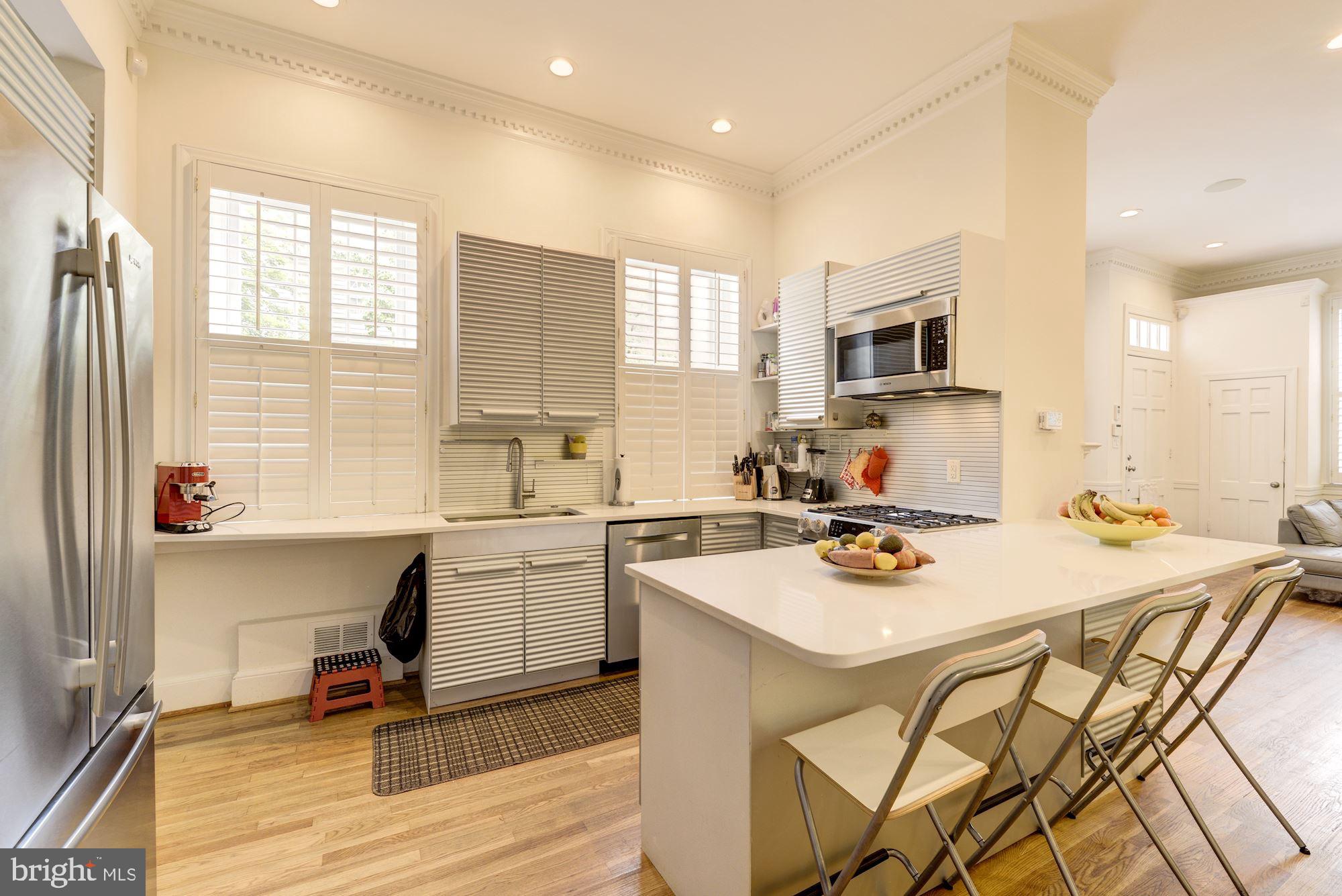 2800 NW DUMBARTON STREET NW