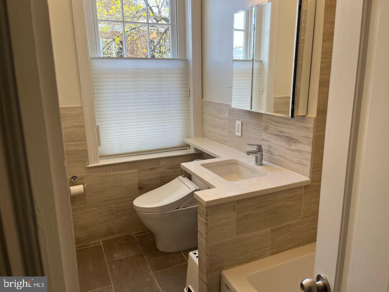 2800 NW DUMBARTON STREET NW