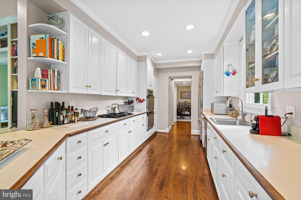 3100 44TH STREET NW