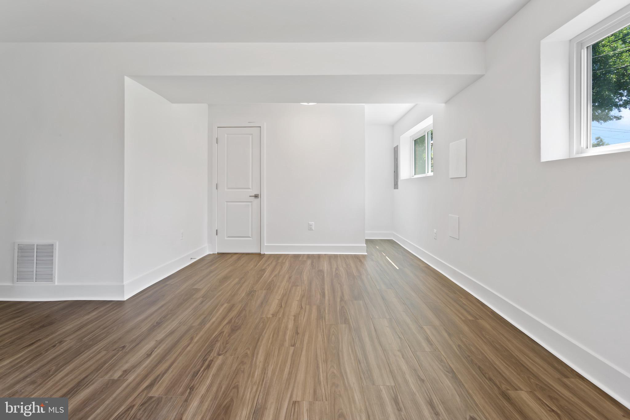 4220 FORT DUPONT STREET SE