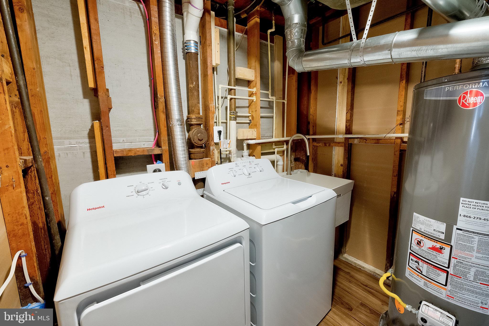 4220 FORT DUPONT STREET SE