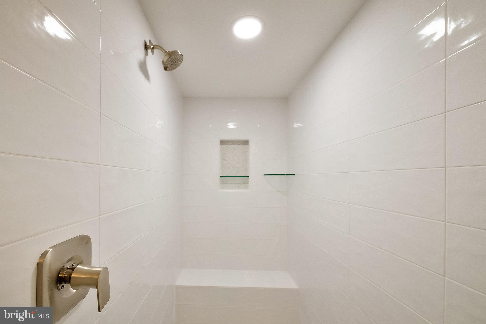 4220 FORT DUPONT STREET SE